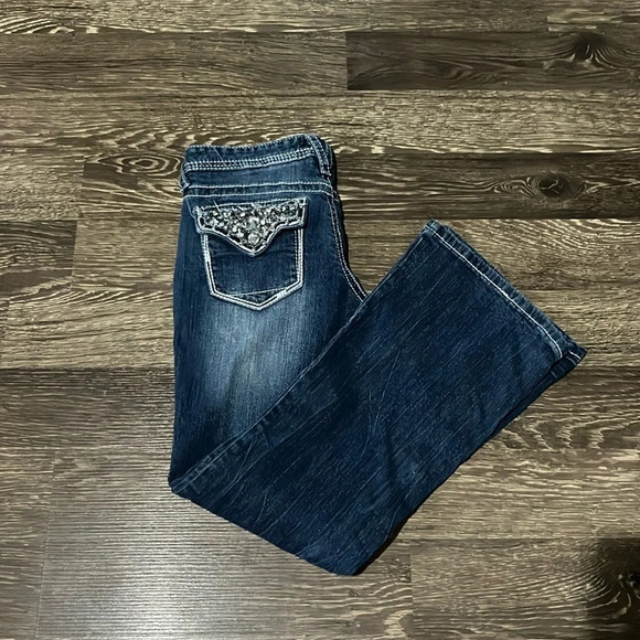 Vanity Denim - ❇️ Woman’s flared jeans 28W/31L ❇️